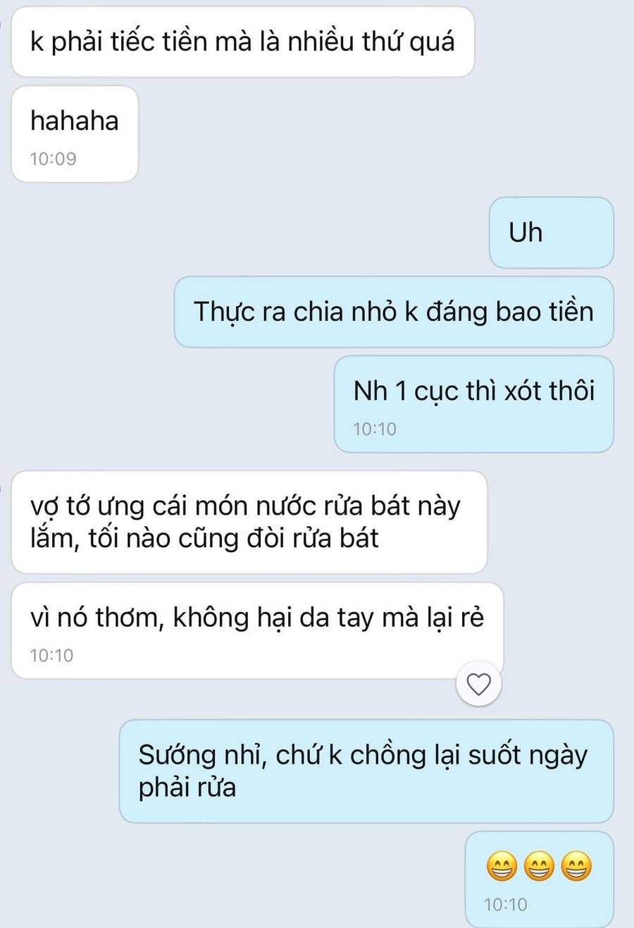 Tin nhắn khách nói vợ thích nước rửa bát vì thơm, không hại da tay và rẻ